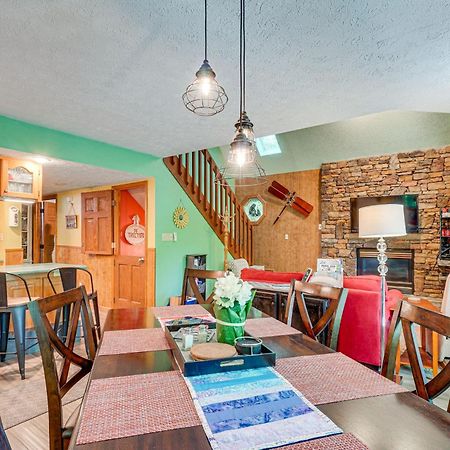 Smoky Mountain Cabin With Deck And Hot Tub! Pigeon Forge Eksteriør bilde