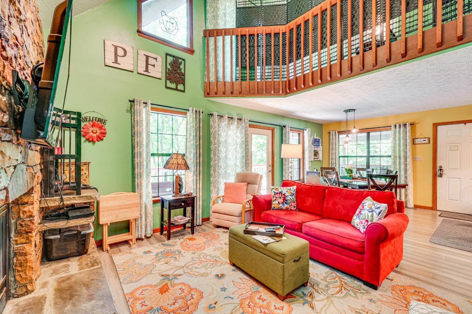 Smoky Mountain Cabin With Deck And Hot Tub! Pigeon Forge Eksteriør bilde