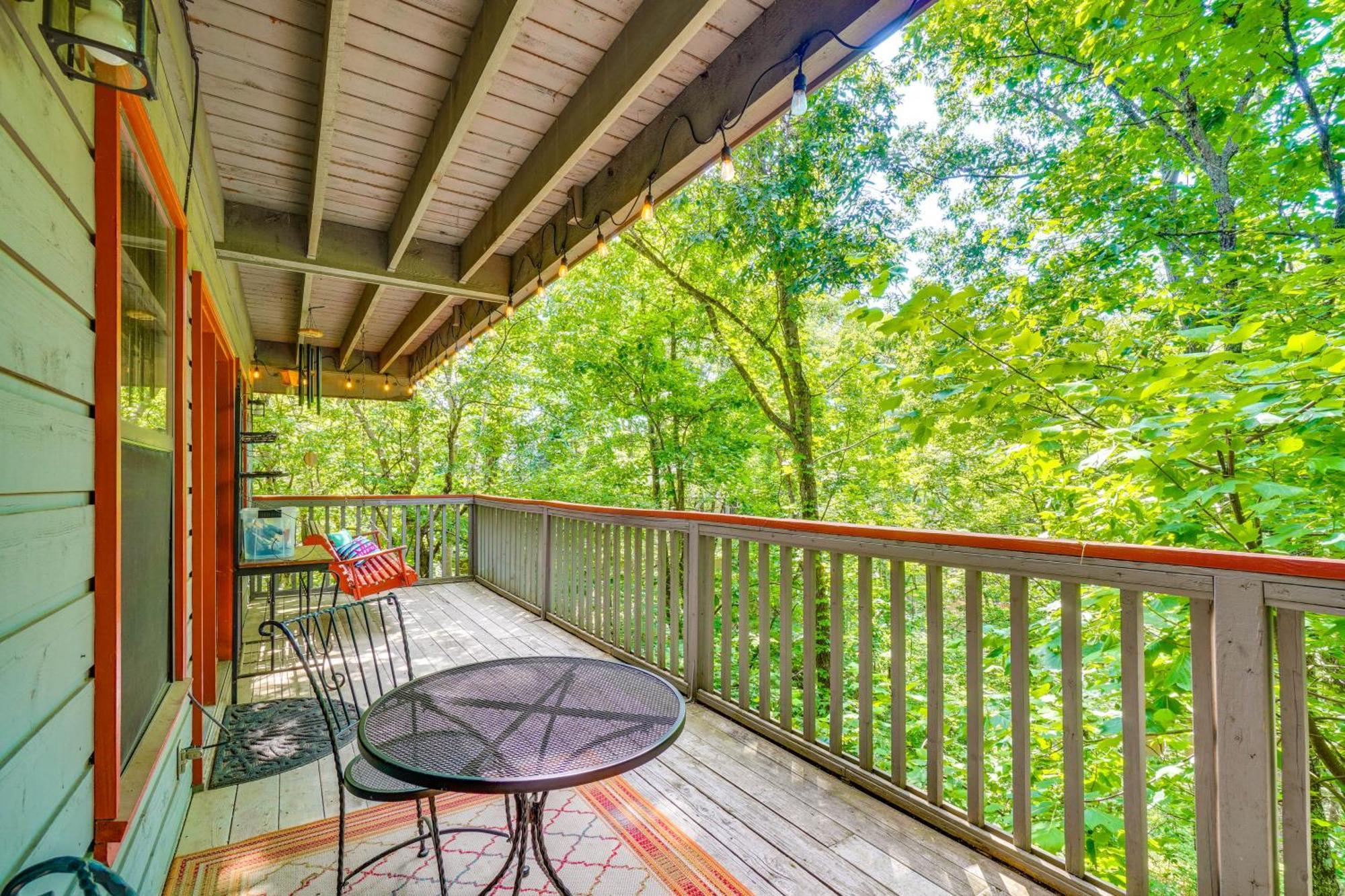 Smoky Mountain Cabin With Deck And Hot Tub! Pigeon Forge Eksteriør bilde